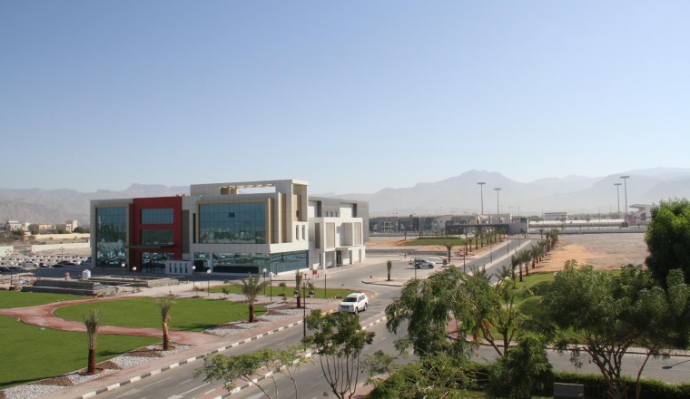 AURAK and WSU Sign Student Transfer Program