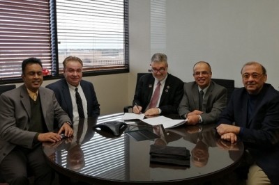 AURAK signs an agreement with The University of Texas at Arlington