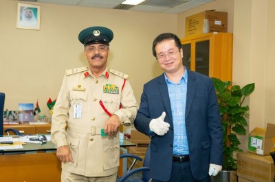 AlFonoon Donates 100,000 Surgical Facemasks to Dubai Police Amidst COVID-19Outbreak.