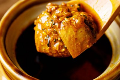 Authentic Punjabi Mango Pickle (With Mustard Oil)