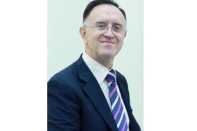 قطاع التجارة الإلكترونية يعزز نمو سوق مستحضرات التجميل والعناية بالبشرة