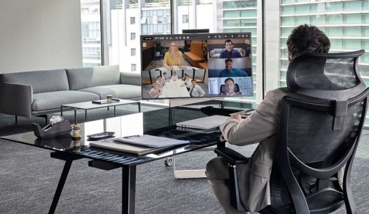 LG One: Quick Flex - The All-In-One Display for Seamless Collaboration