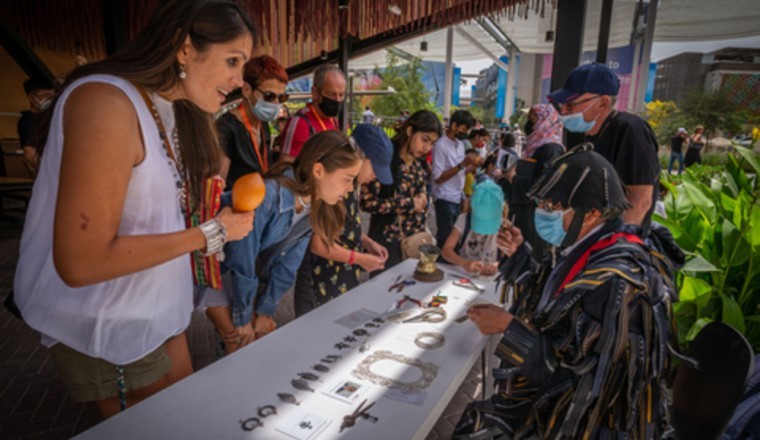 إكسبو دبي: جناح بيرو يقدم عباءات بيرو وورشة عمل الحرفيين