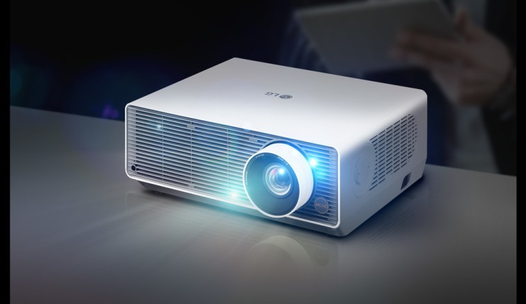 اجتماعات العمل أصبحت أكثر ابتكاراً وإبداعاً مع جهاز العرض الليزري LG PROBEAM