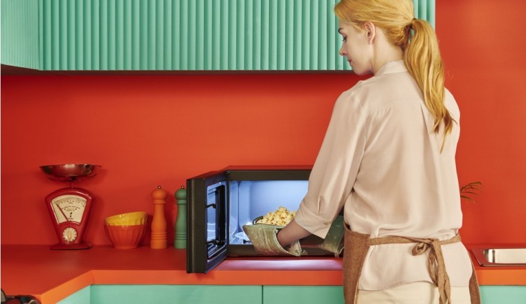 PERFECT FOOTBALL CELEBRATIONS WITH LG PARTY FOOD CHALLENGE