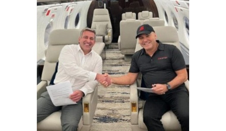 شراكة استراتيجية في تدريب طاقم الطائرة بين "إير وايز أفييشن" و"دايناميك"