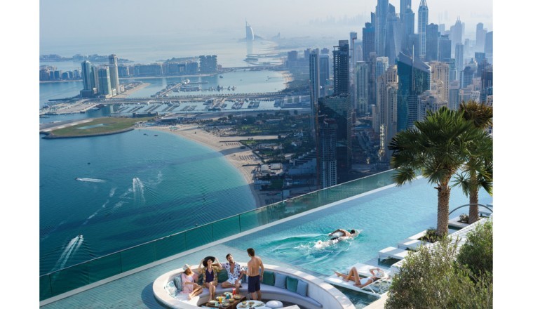 مع إعلان منتجع شاطئ العنوان في دبي عن أحدث الصفقات المذهلة والتخفيضات الرائعة في شهر سبتمبر، استغلوا الفرصة للانغماس في عالم من الرفاهية الفاخرة