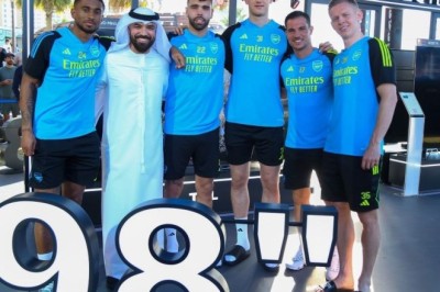 TCL تجمع عُشاق نادي أرسنال لكرة القدم مع نجومهم المفضلين في دبي