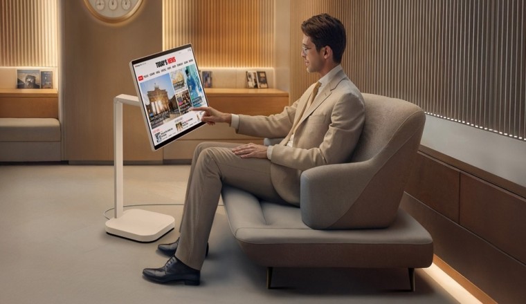 LG Revolutionizes Workplace Flexibility with Launch of Smart Monitor Swing in Gulf Region