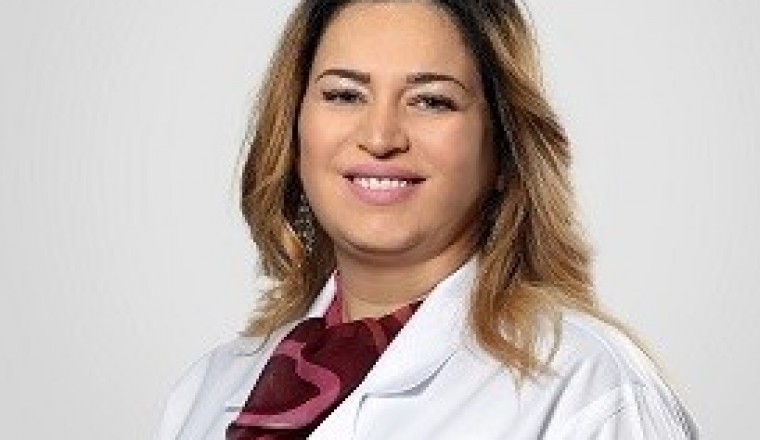 Ways to Keep Your Skin Protected Before and After a Swim