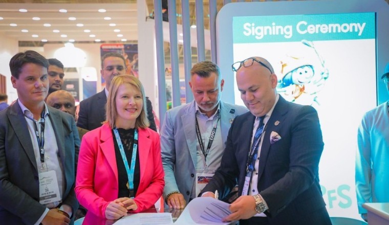 Collaboration between Al Hokair Group and IMPS to launch the first Smurfs FEC in the Mena region