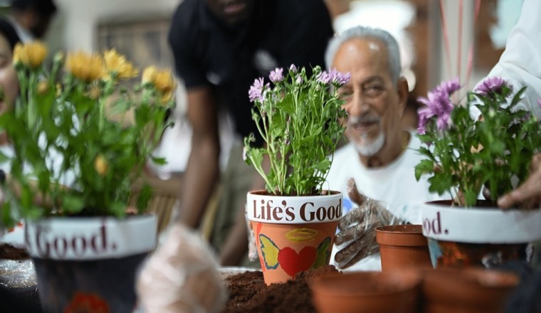 LG Electronics and Dunia Helwa Come Together To Give Back To Local Communities