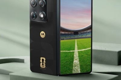 Motorola and e& partner to launch Razr Fold - FIFA World Cup 26™ Collection exclusively in the UAE with a free FIFA World Cup 2026™ ticket